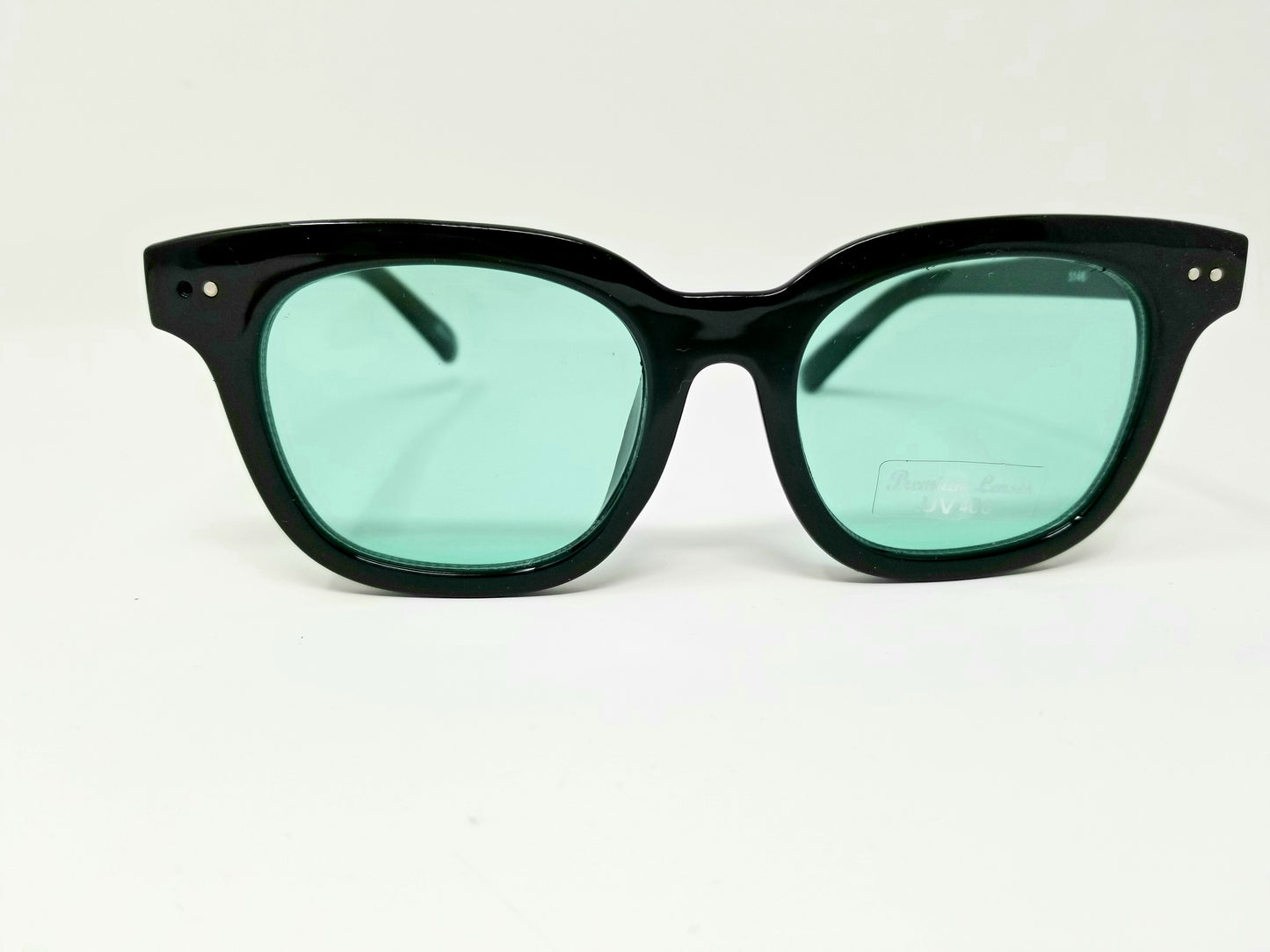 Classic Wayfarer Sunglasses