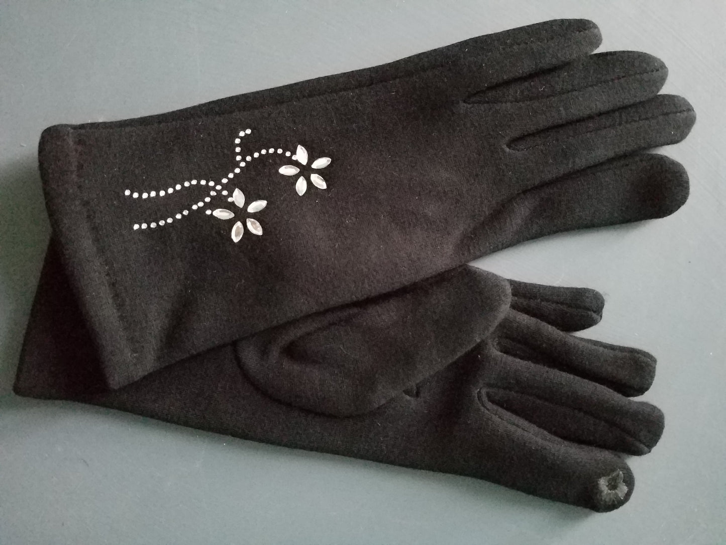 Madison Avenue Glove