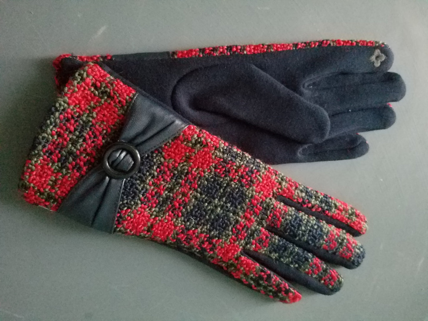 Sofia Glove