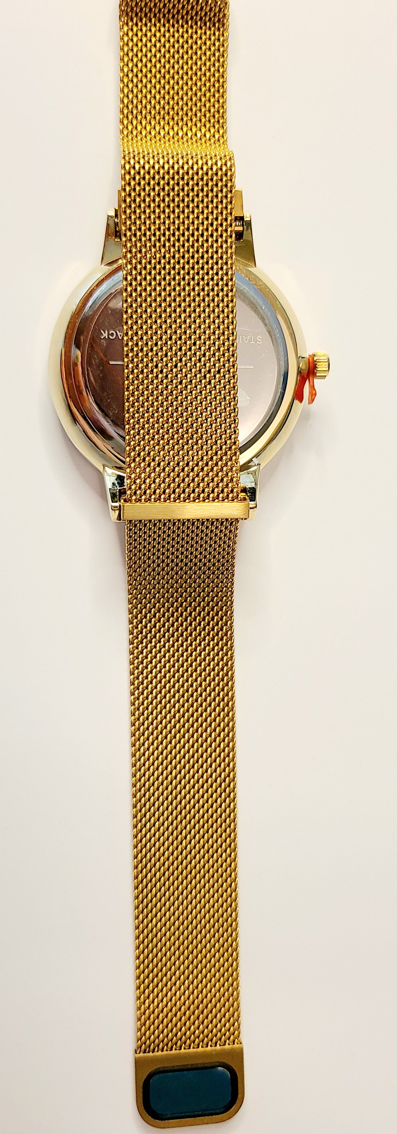 Analog Watch with Mesh Band