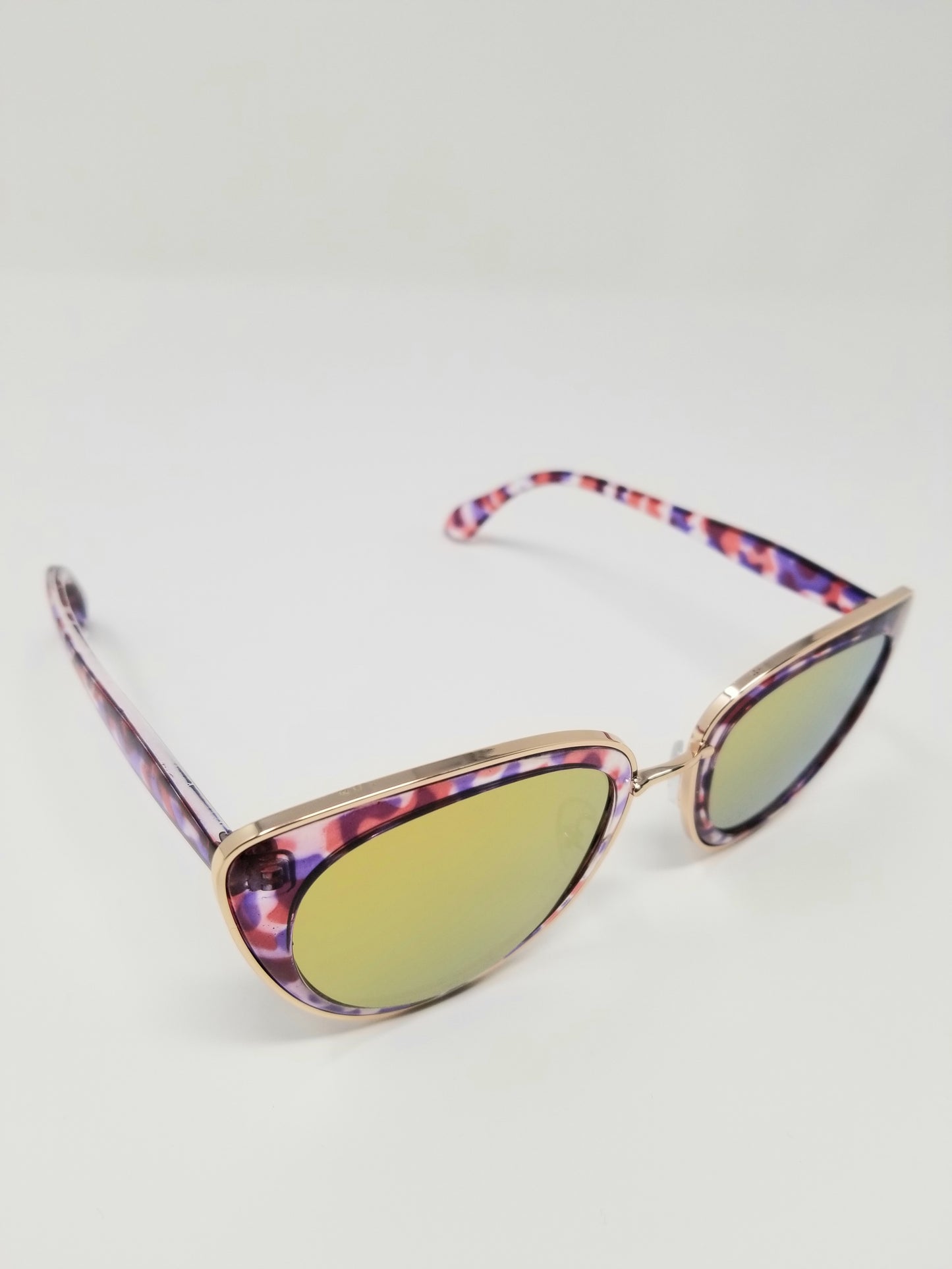 Tortoise Shell Cat-Eye Frame Sunglasses