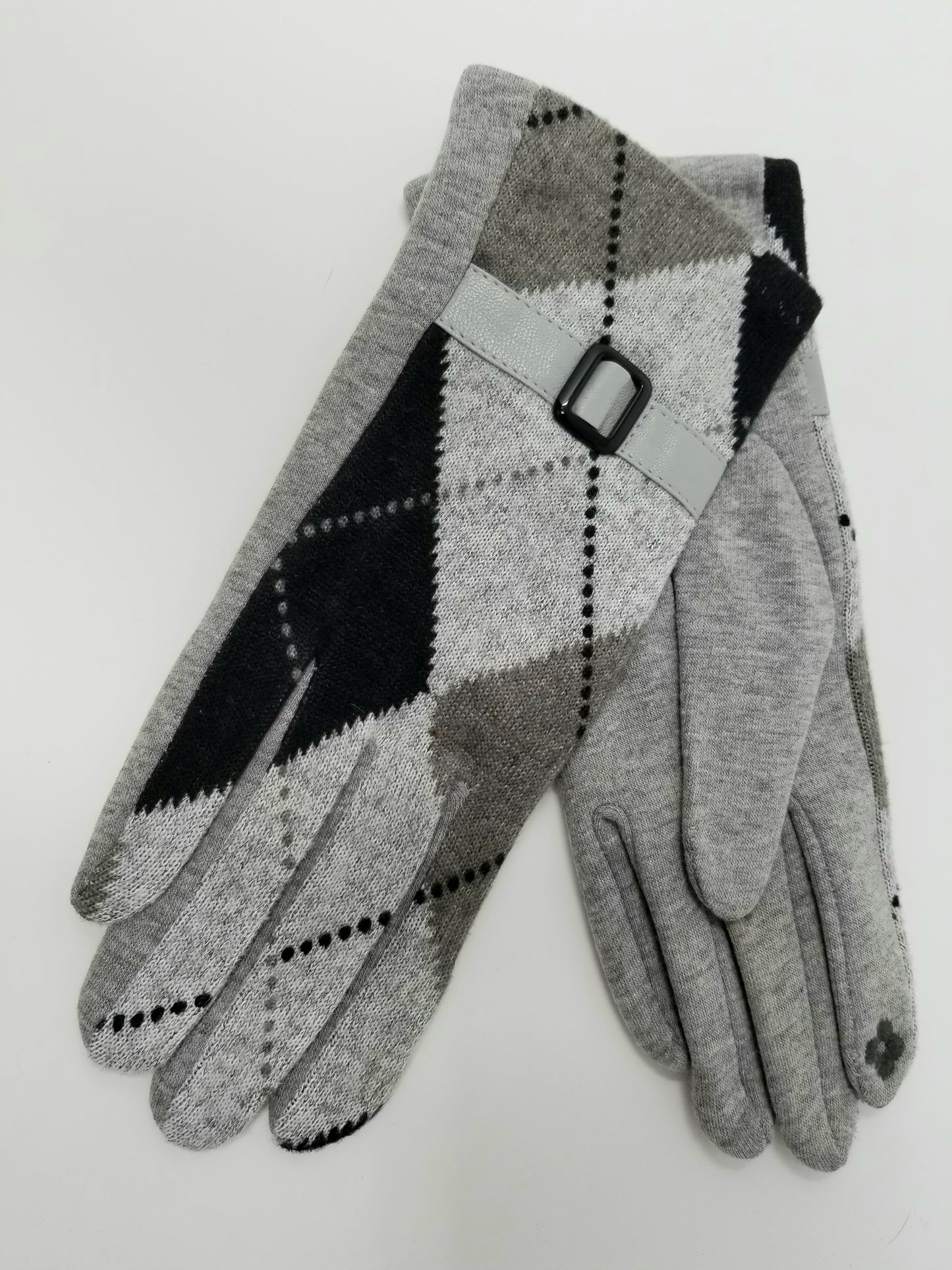 Diamond Pattern Glove