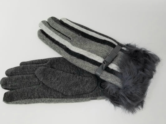 Multi-stripe Glove with Fur Cuff