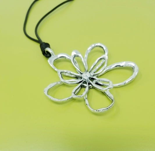 Layered Metal Flower Necklace